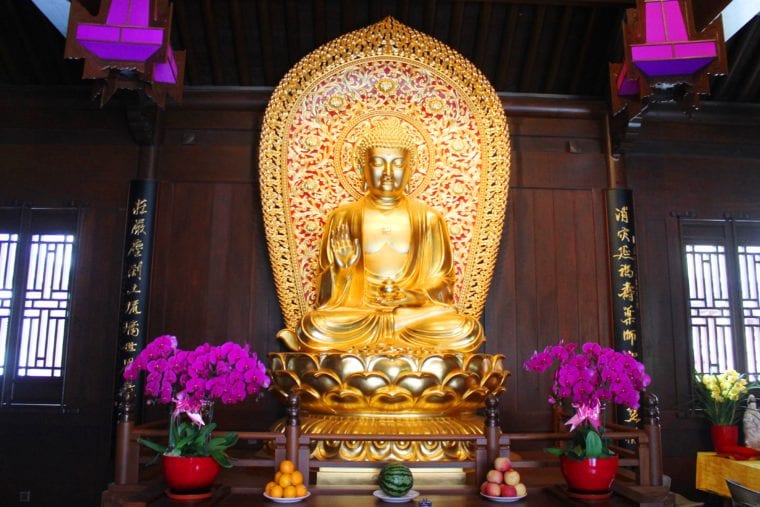 Visit Shanghai - Yuyuan Garden and Jade Buddha Temple Asia China My Escapades Shanghai 